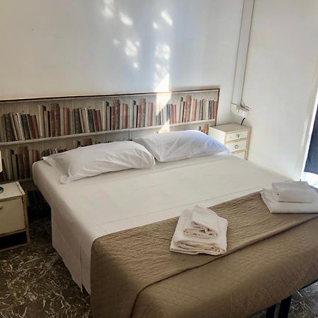 Silton'S Rooms Рим Екстериор снимка